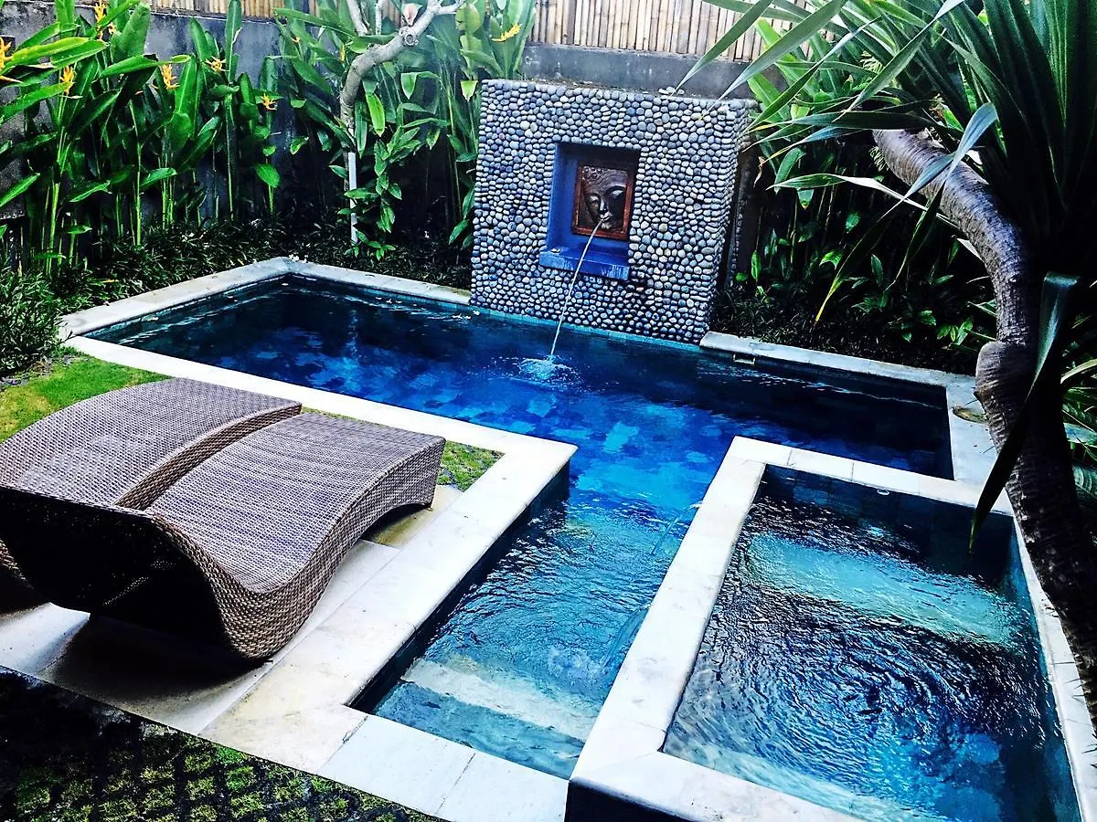 Villa Besar Seminyak
