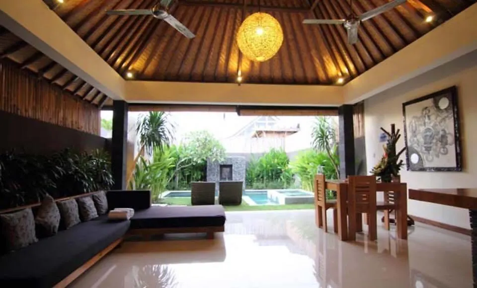 Villa Besar Seminyak